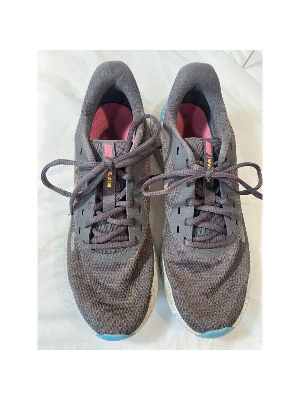 Nike Revolution 5 Women's Size 11 Grey Pink Blue Running Shoes Sneaker CU4830001